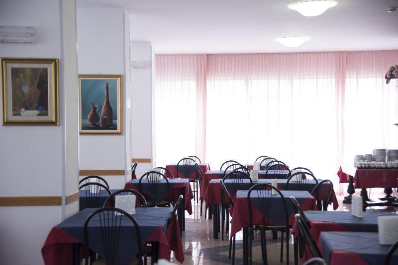 צ'סנטיקו Hotel Settebello B&B מראה חיצוני תמונה