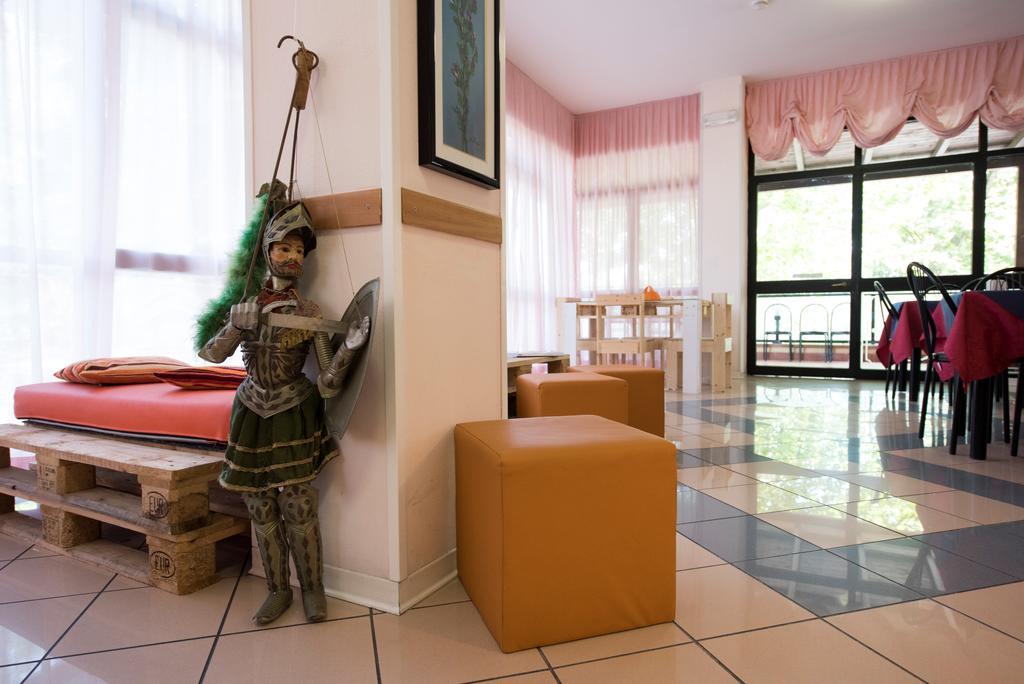 צ'סנטיקו Hotel Settebello B&B מראה חיצוני תמונה