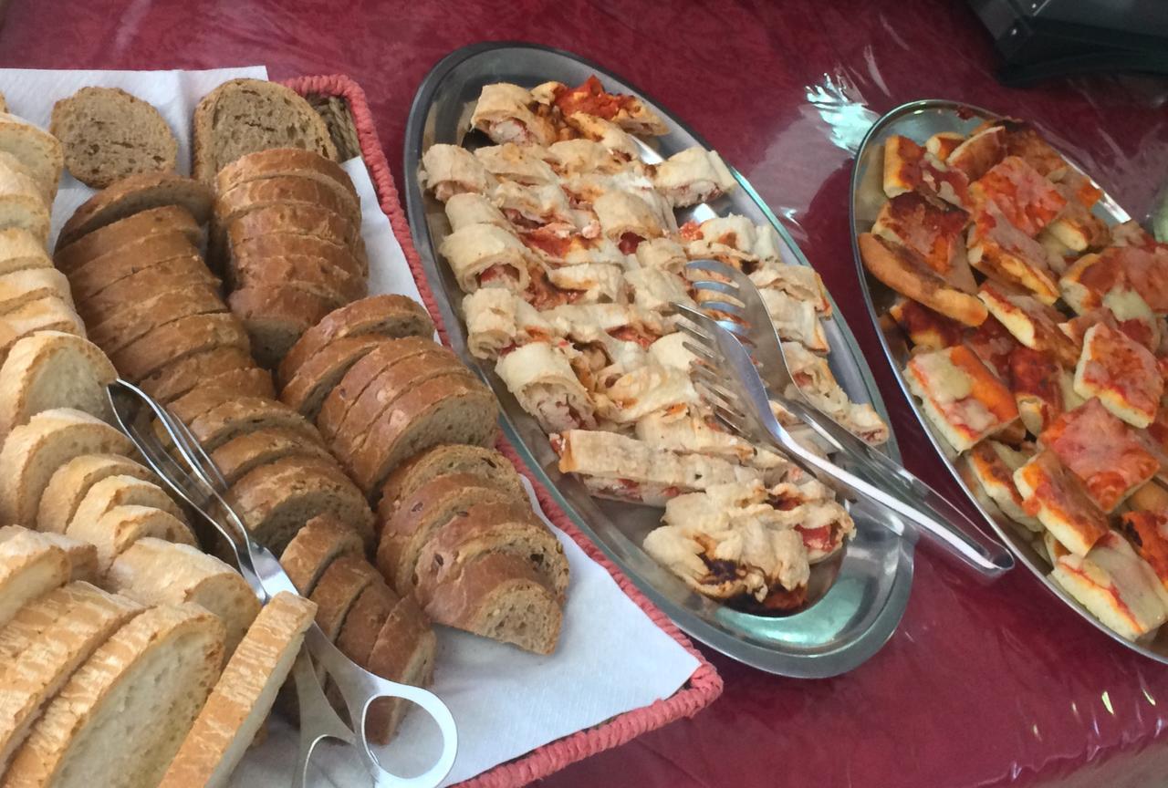 צ'סנטיקו Hotel Settebello B&B מראה חיצוני תמונה