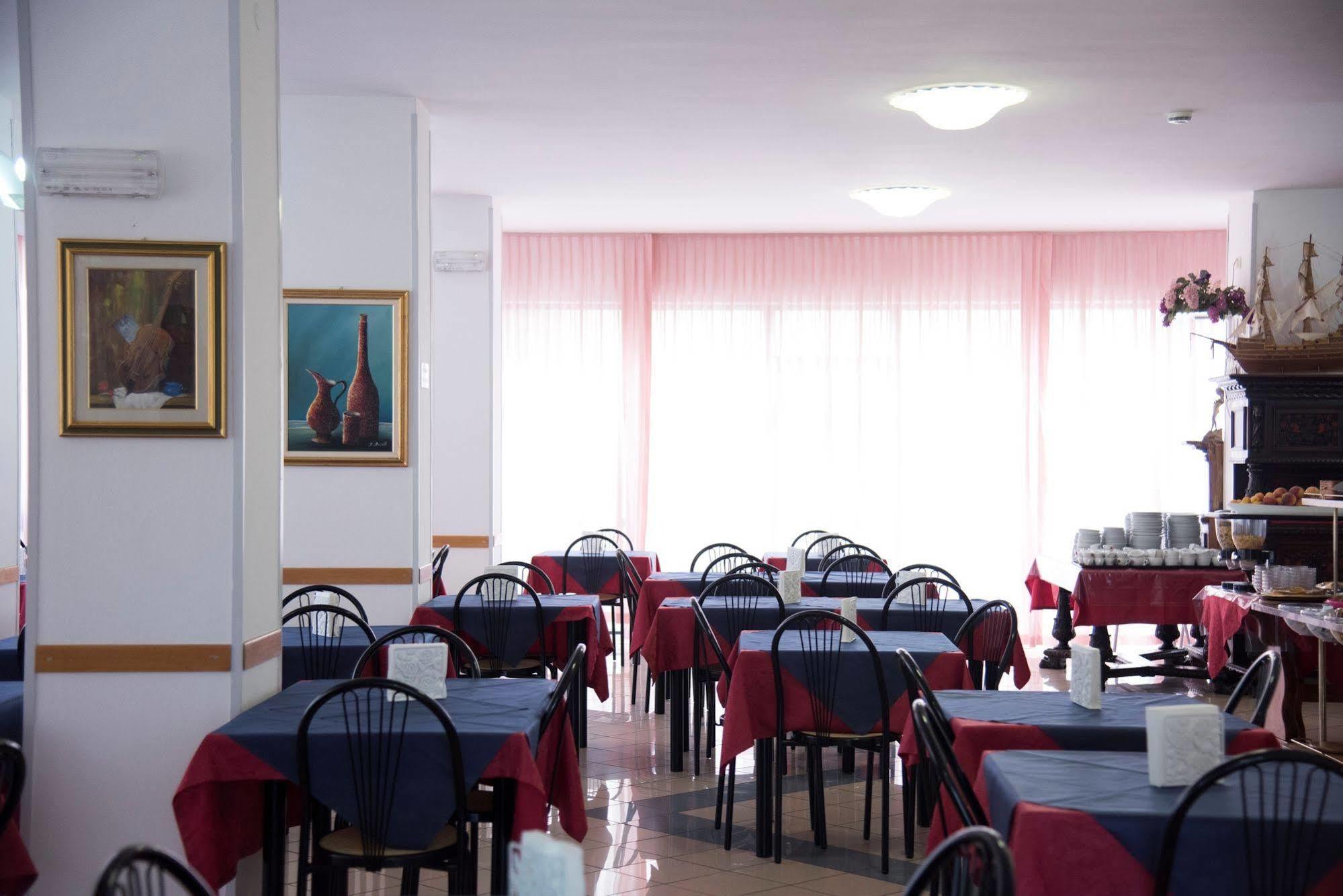 צ'סנטיקו Hotel Settebello B&B מראה חיצוני תמונה