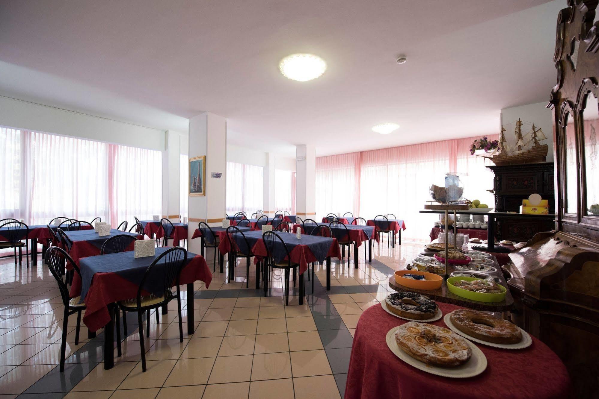 צ'סנטיקו Hotel Settebello B&B מראה חיצוני תמונה