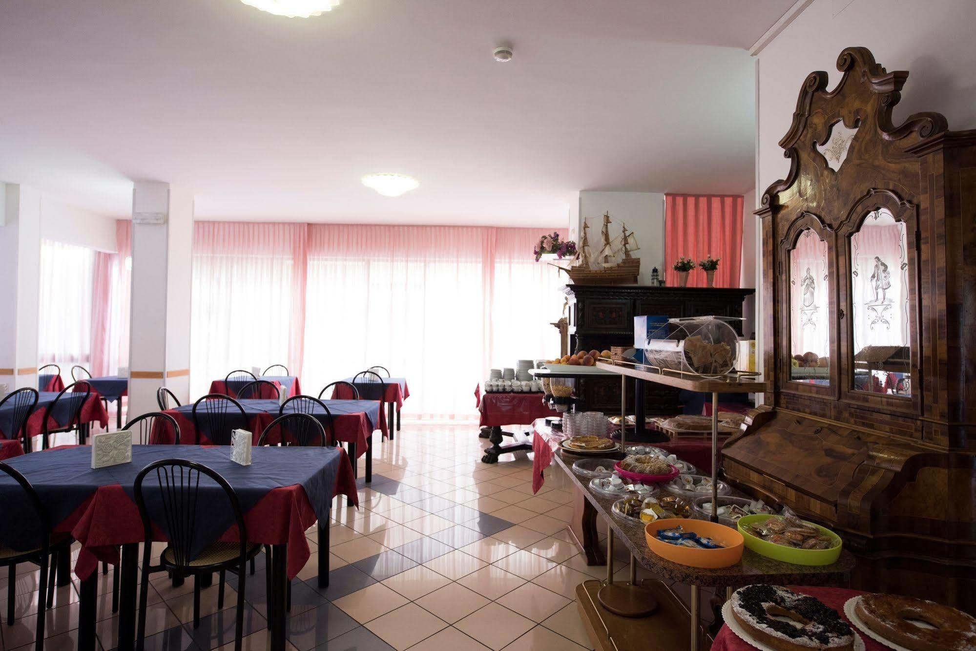 צ'סנטיקו Hotel Settebello B&B מראה חיצוני תמונה